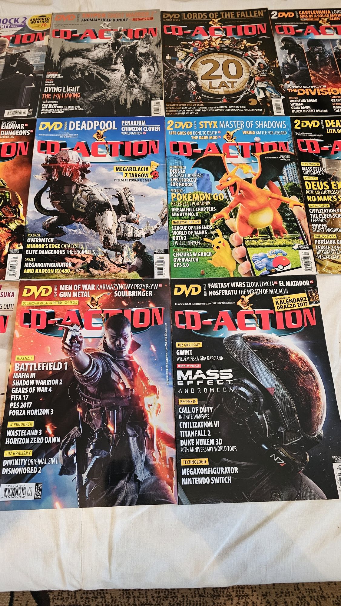 Sprzedam cały rocznik Cd-action z 2016  roku . 13 numerów .