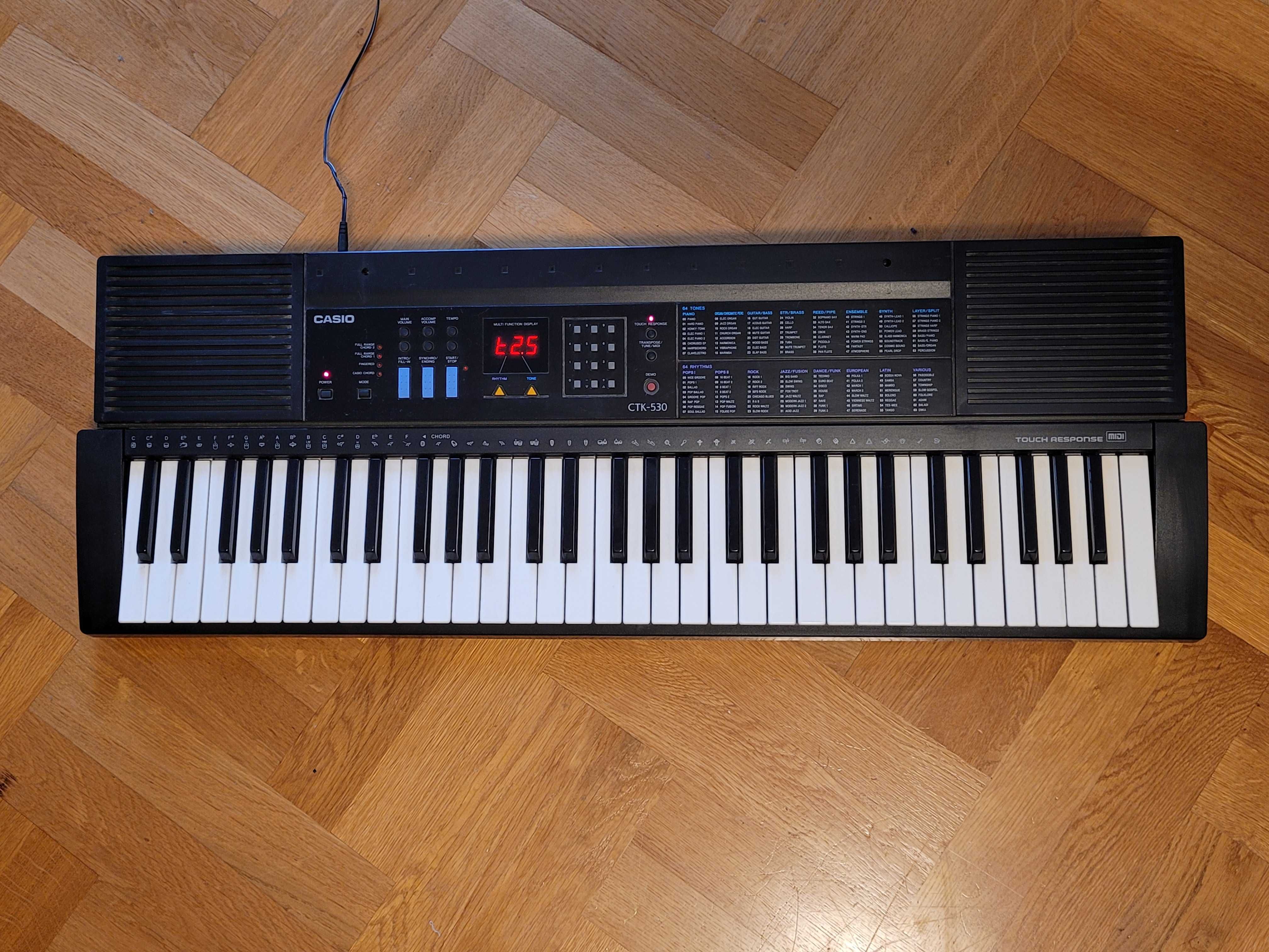 Keyboard Casio CTK-530 z klawiaturą dynamiczną