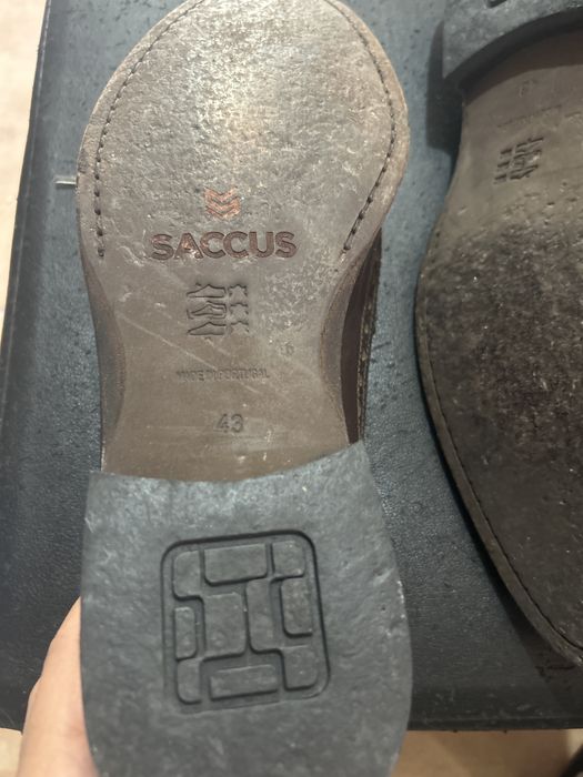 Sapatos. Novos.
