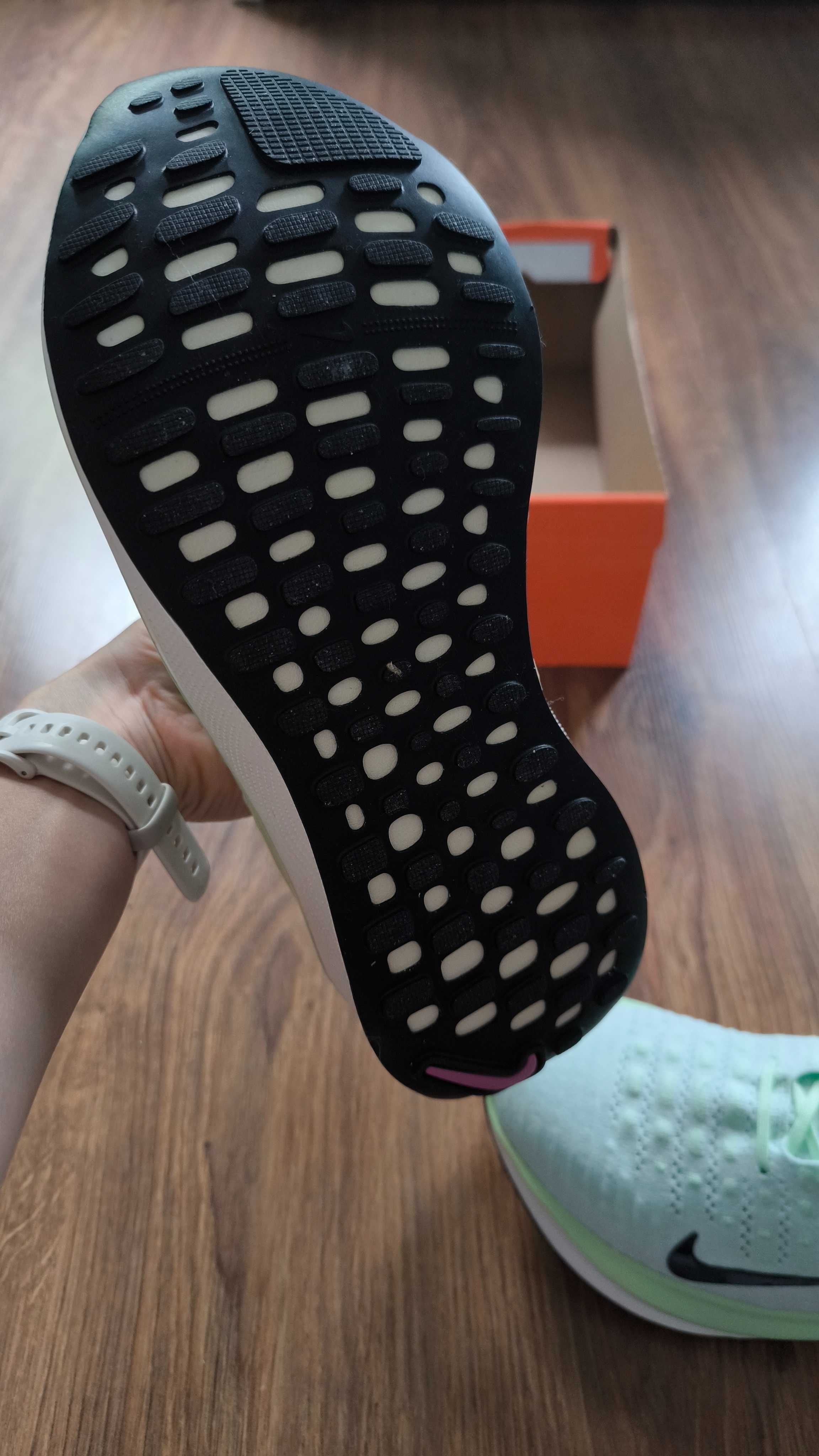 Buty do biegania Nike React Infinity Run 4