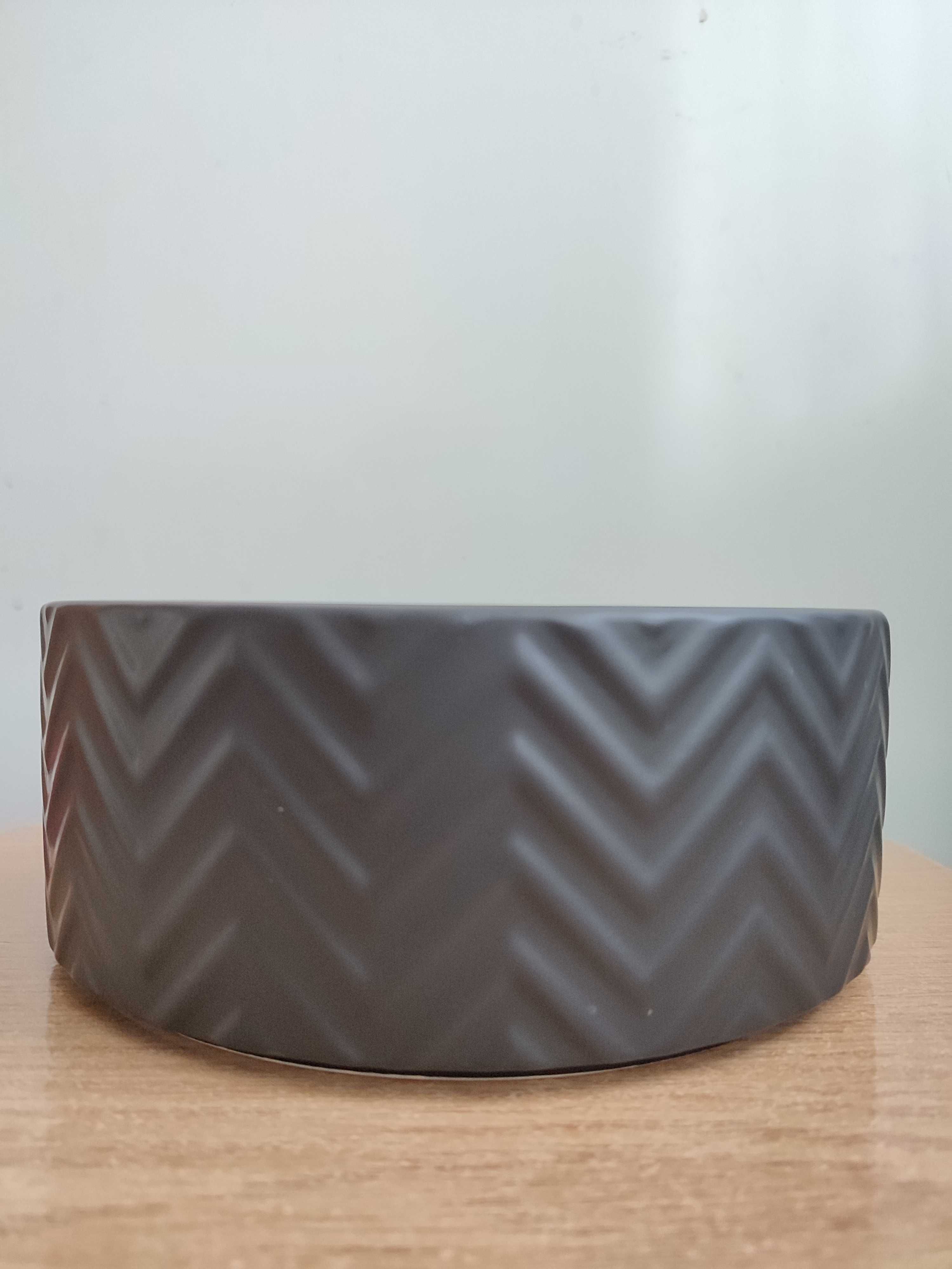 Миска Trixie для собак керамічна чорна 1,6л d=20см арт.25022