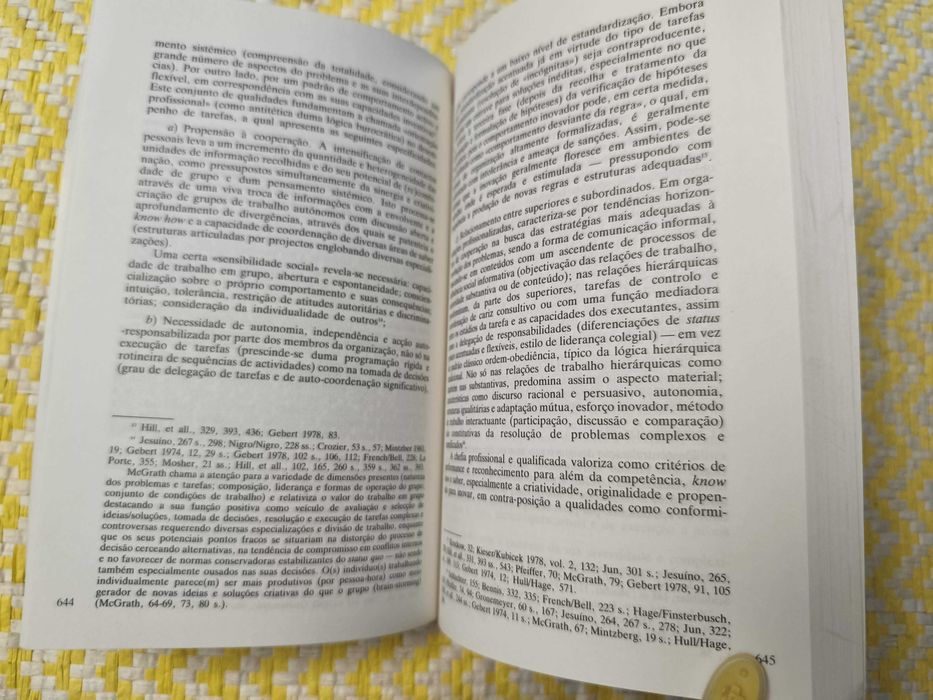 Revista da Administração Publica de Macau 
Revista（Número 21）Ano: 1993