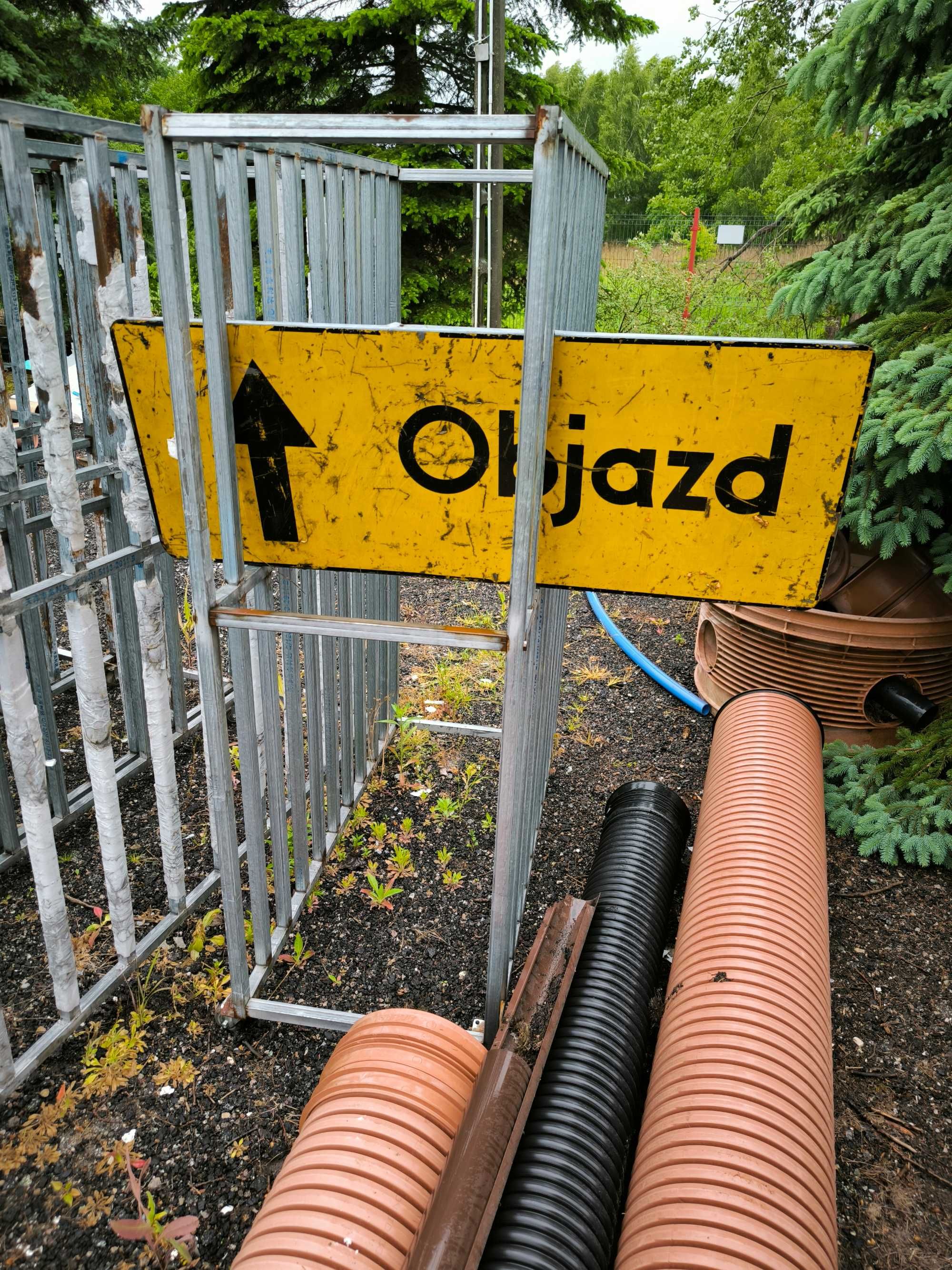 Stojaki, podpory, stalowe używane