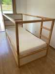 Cama reversível IKEA Kura