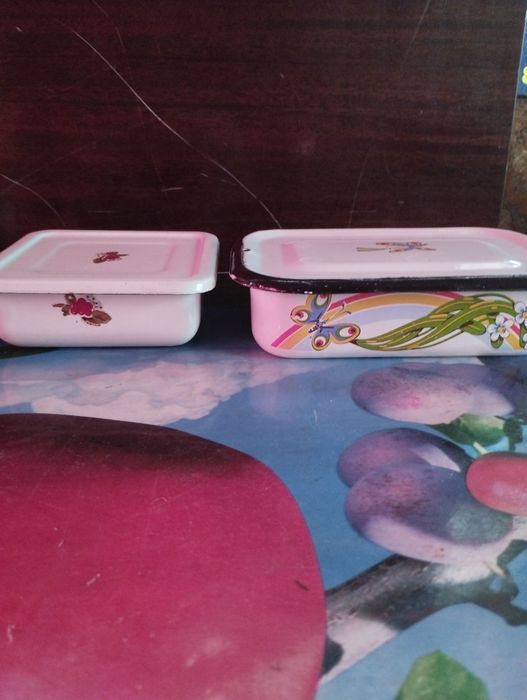 Набор эмалированных лоточков