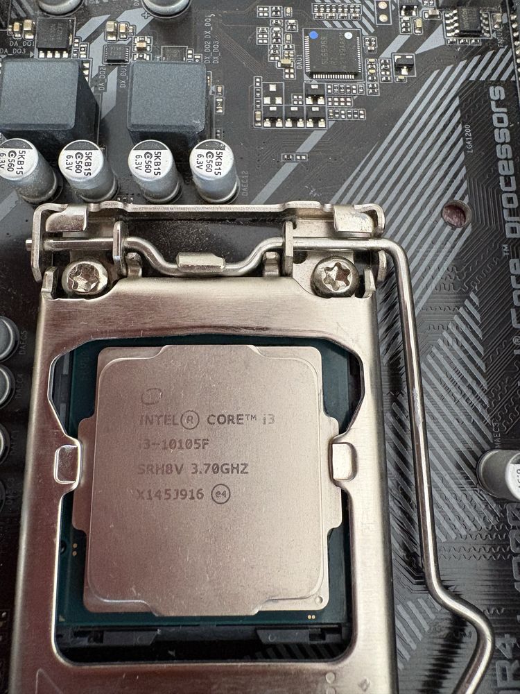 Bundle motherboard + processador + memórias