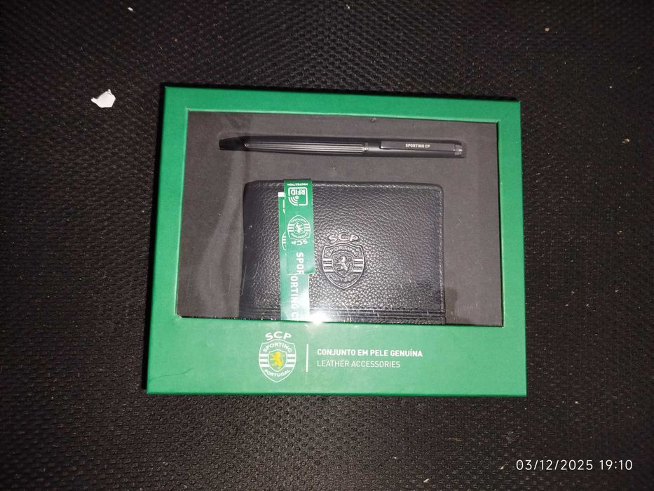 Carteira em pele genuína mais porta chaves Sporting