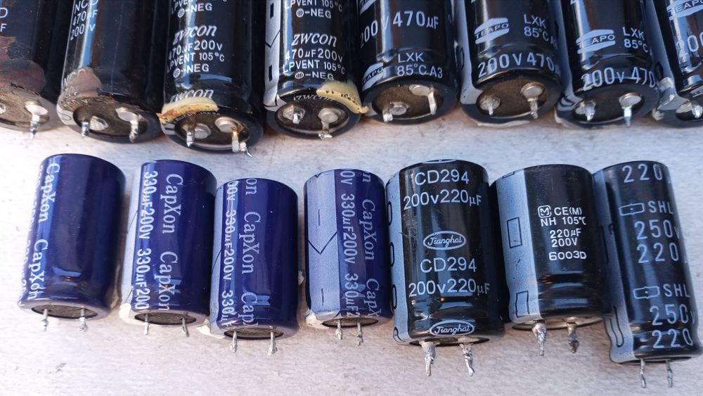 Электролитические конденсаторы на 400 В 150 мкФ 450 В 180 мкФ