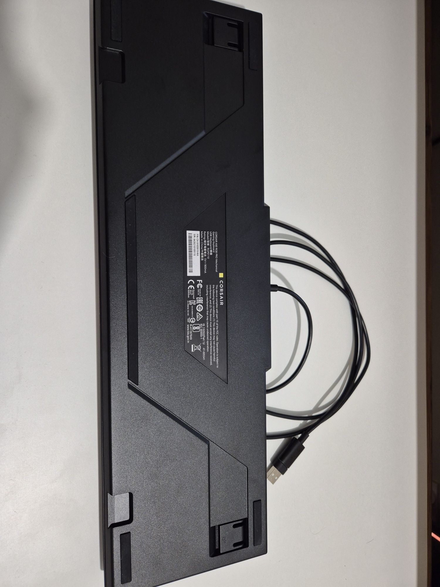 Klawiatura mechaniczna Corsair K60 RGB PRO