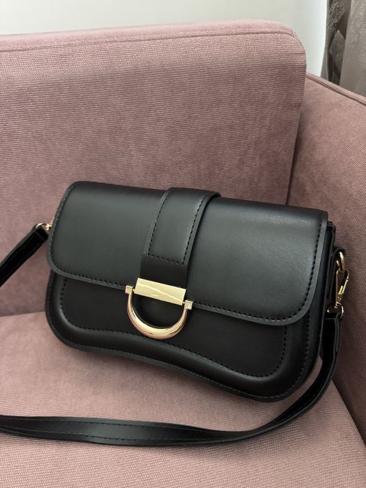 Жіноча Крос-боді сумка на плече