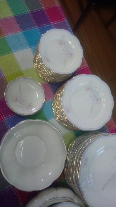 Serviço jantar completo antigo e de porcelana– Antiga SP Coimbra