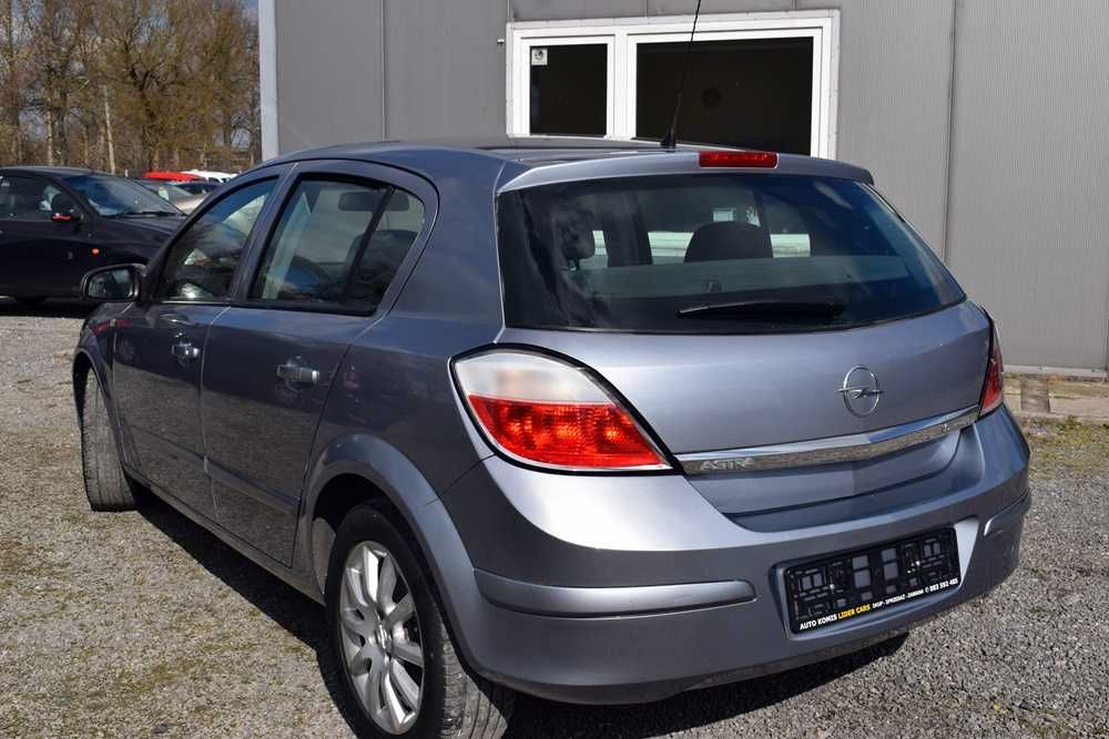 Opel Astra .1.6 105koni .5Drzwi .Sprowadzona