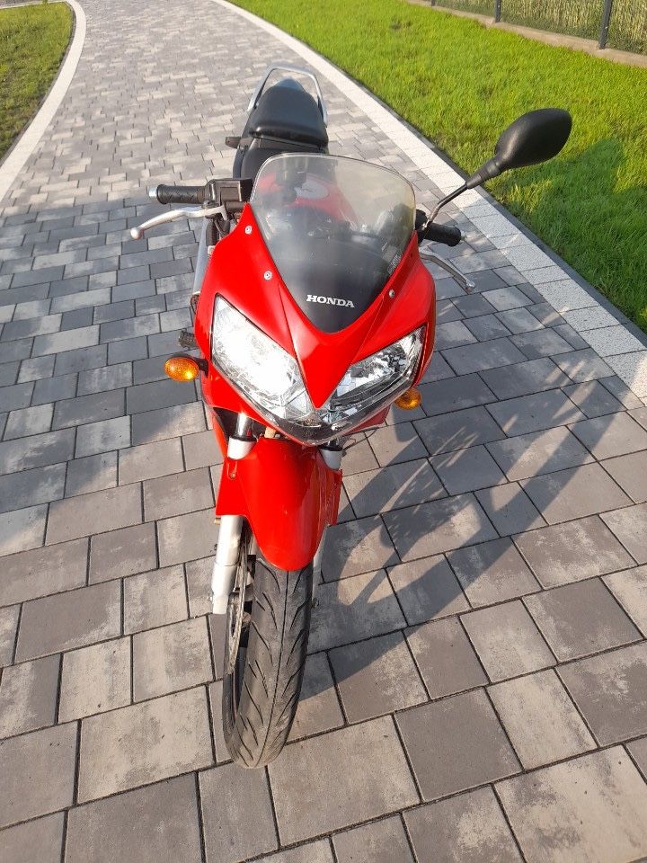 Honda CBR 125R JC34