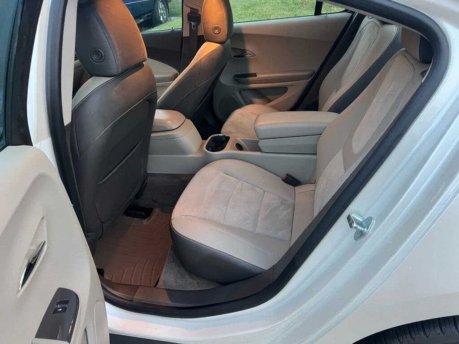 Chevrolet Volt Premium      2014