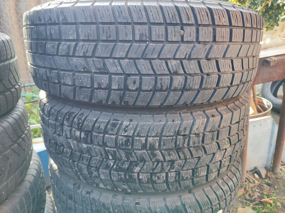 Шини Мішелін Альпін 4×4; 215/70/16, з Німеччини, пристойний комплект!!