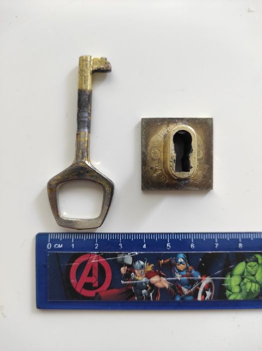 Ключи от старинных комодов