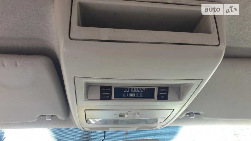 Продам VW T5 2011р. 345тис.км   2.0 TDI