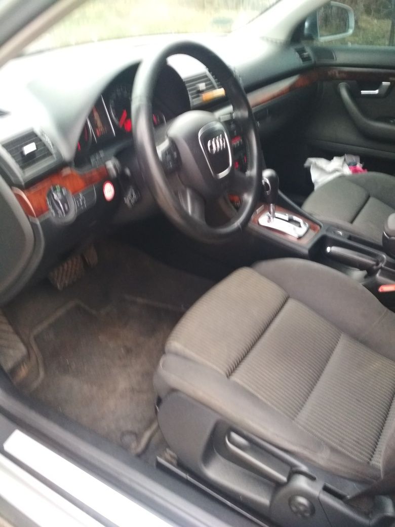 Продам  Audi  A4