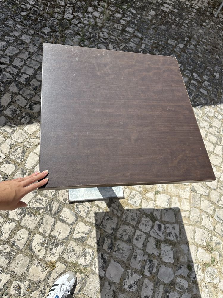 Mesa de cozinha 60x60