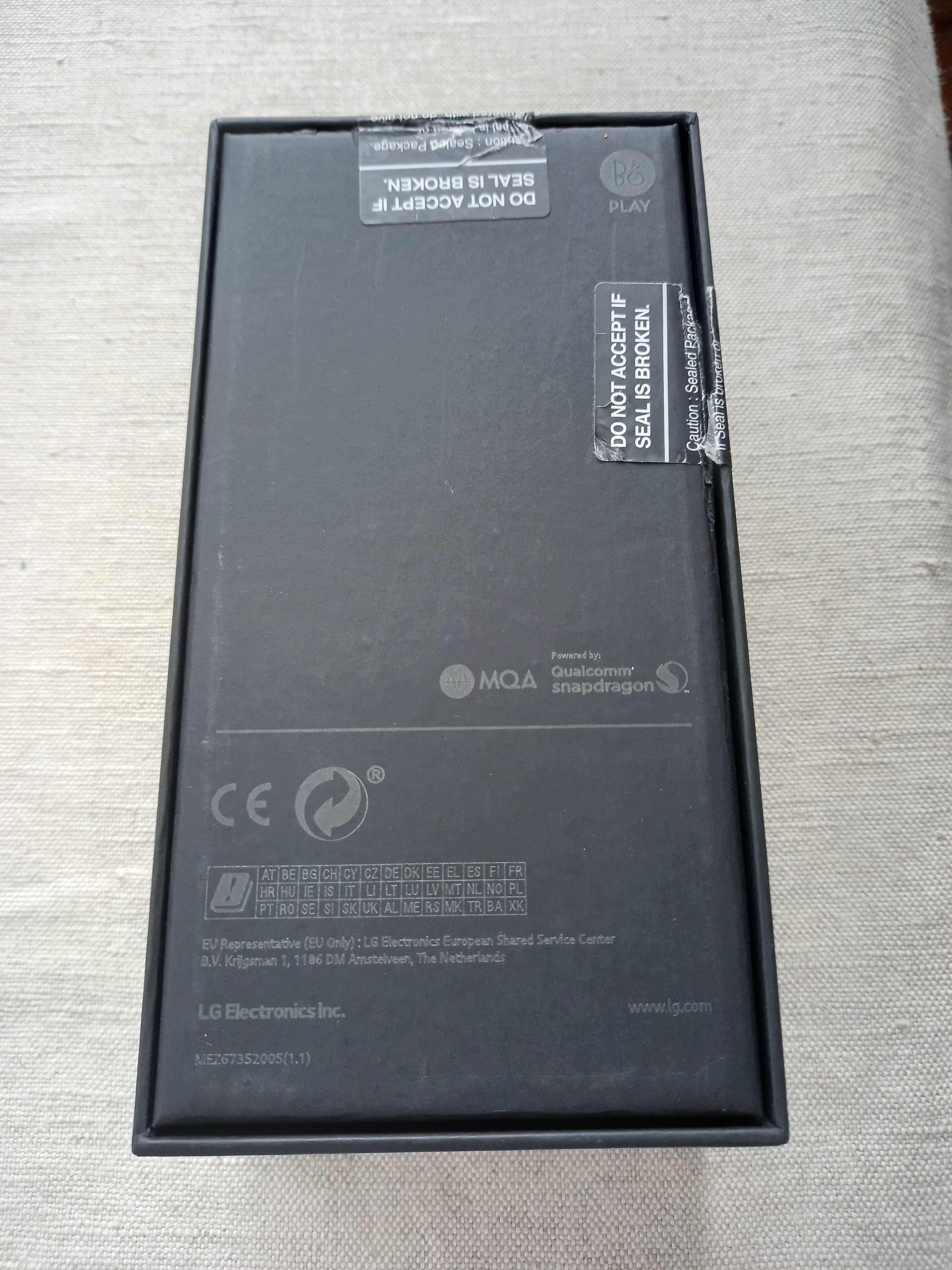Puste pudełko po smartfonie LG V30 (LG-H930)