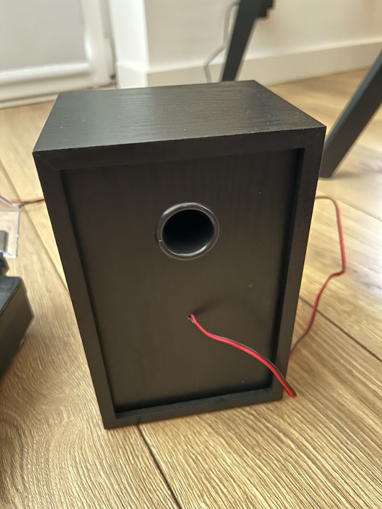 Gramofon Lenco LS-101 z głośnikami Bluetooth