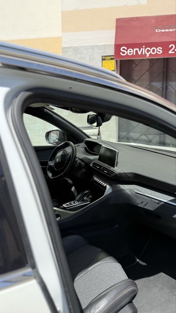 Peugeot 5008 GT Line 1.5 BlueHDi Automático - 2018 - 7 Lugares