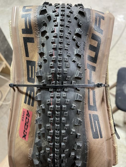 Покришка Schwalbe, Maxxis. fox sram shimano