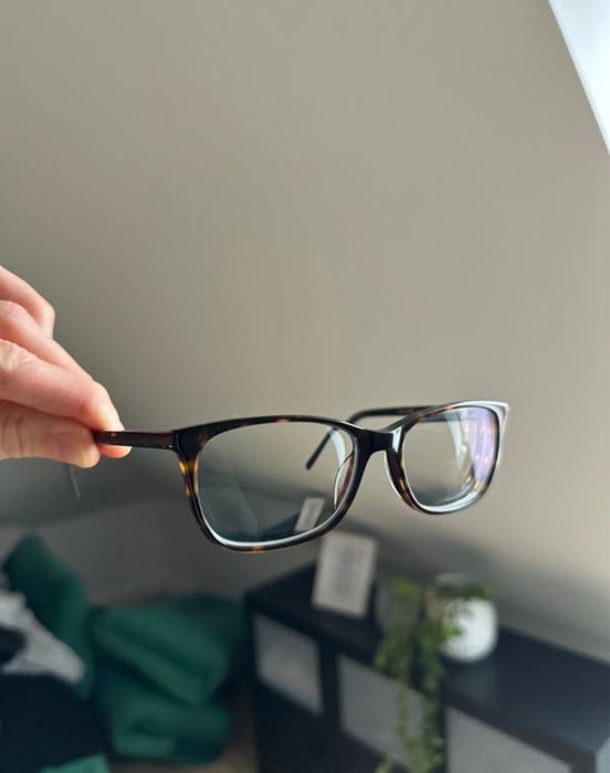 Nowe okulary korekcyjne -4 z blokadą światła niebieskiego