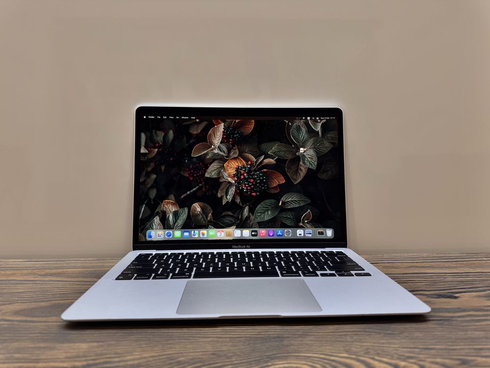 MacBook Air M1 8/256 gb (MGN93) Магазин Гарантія