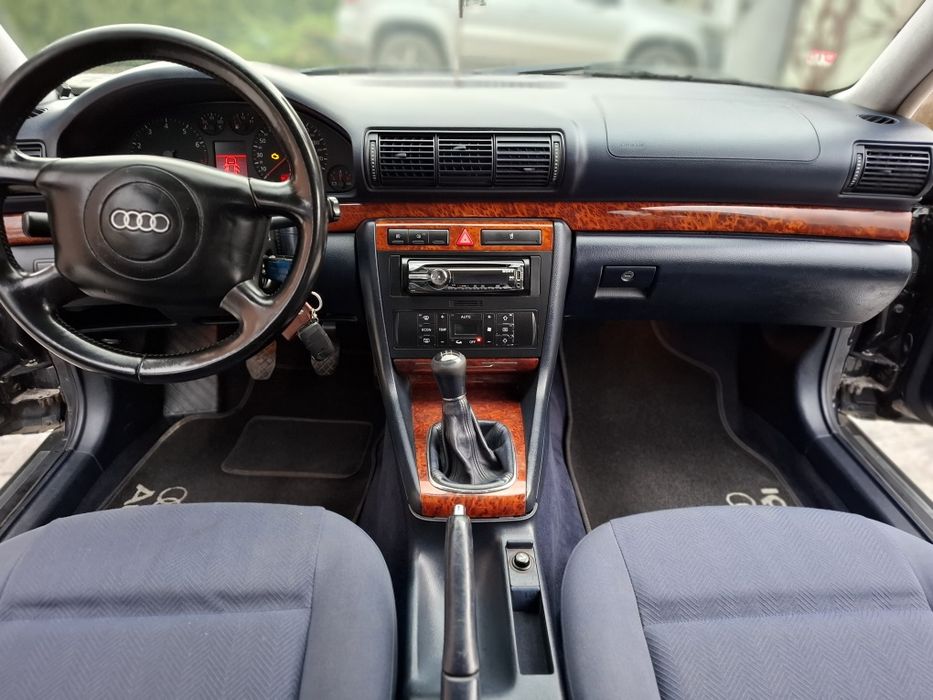 Audi a4 1.8 бензин гарний стан