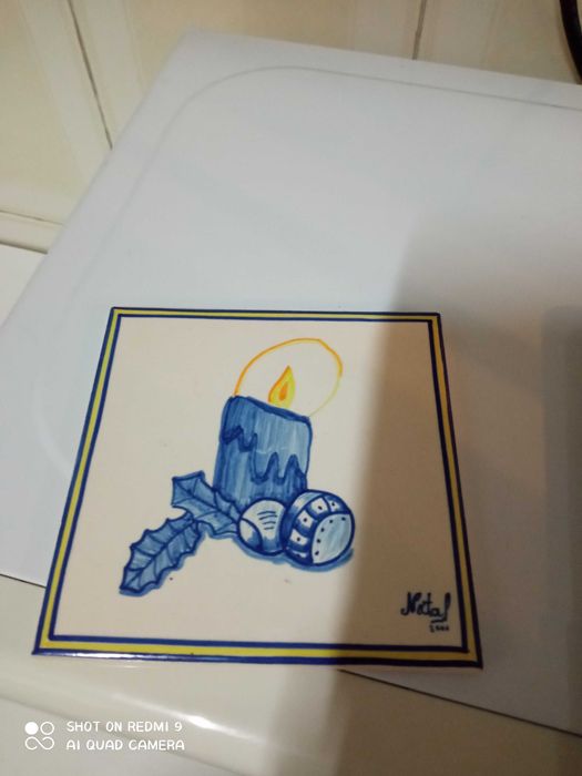 Loucas vários tipos azulejo , prato , bonecos