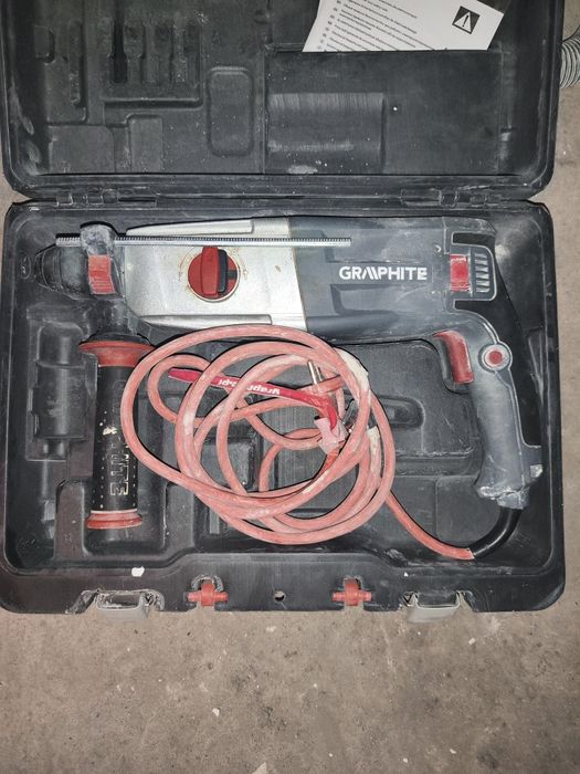 Młotowiertarka Graphite 3.4 J 900W