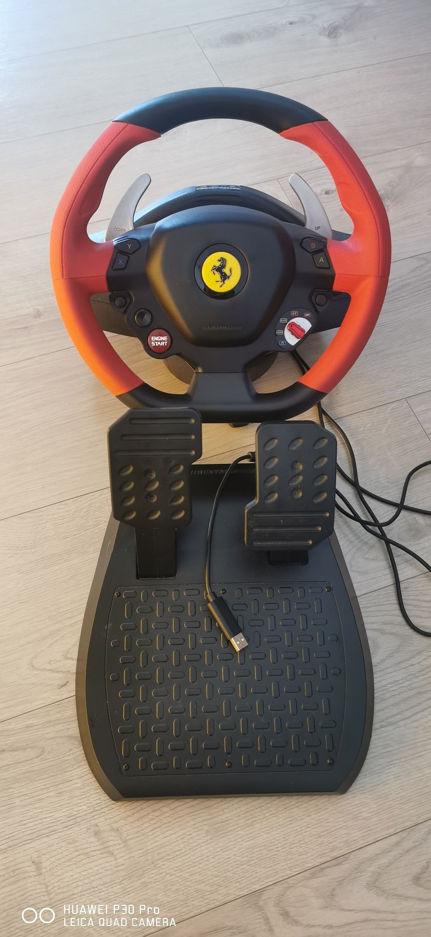 Kierownica Thrustmaster Ferrari 458 Spider