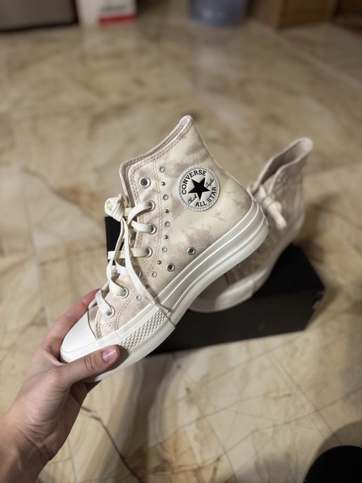Кросівки Converse жіночі 38 розмір