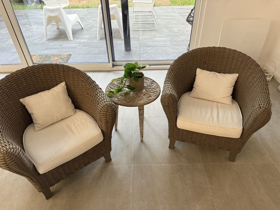 Poltronas ikea de palha almofadada
