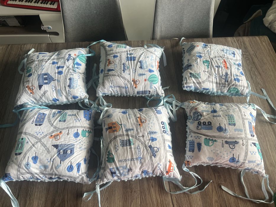 Kokon dwustronny dla niemowlaka + 6 poduszek do kompletu