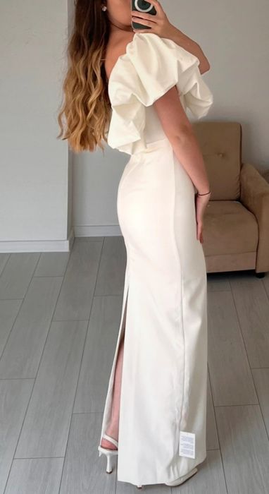 Sukienka ślubna hiszpanka