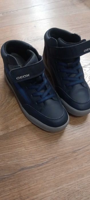 Buty chłopięce rozmiar 33