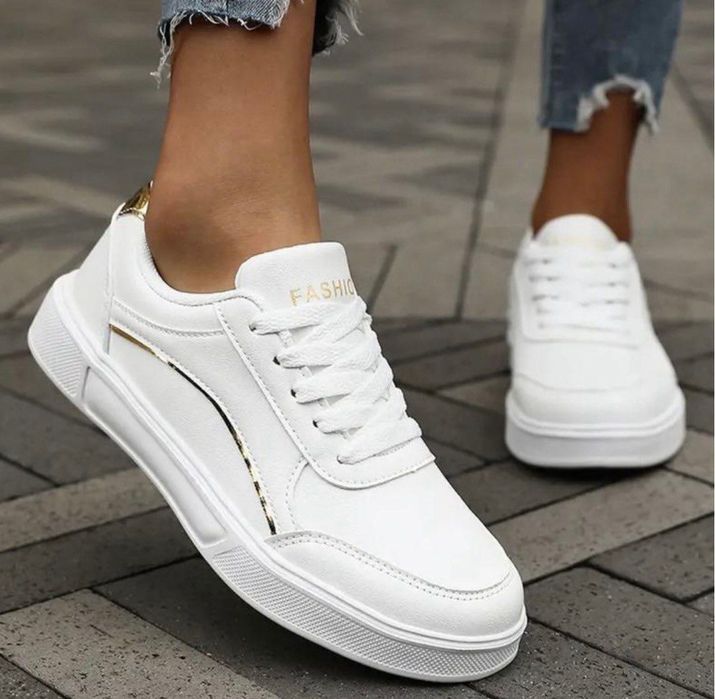 Стильные женские белые кеды 42 р, новые белые кроссовки