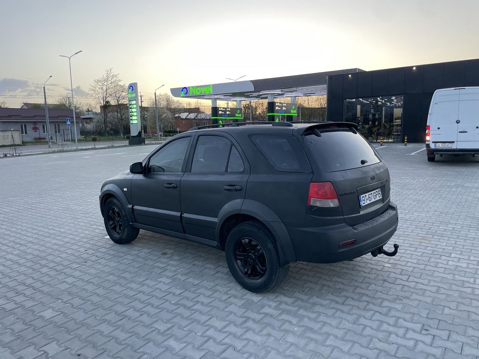 КІА соренто на повному бойовому ходу