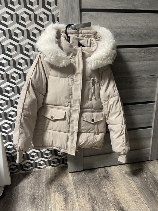 Женская зимняя  куртка М -L