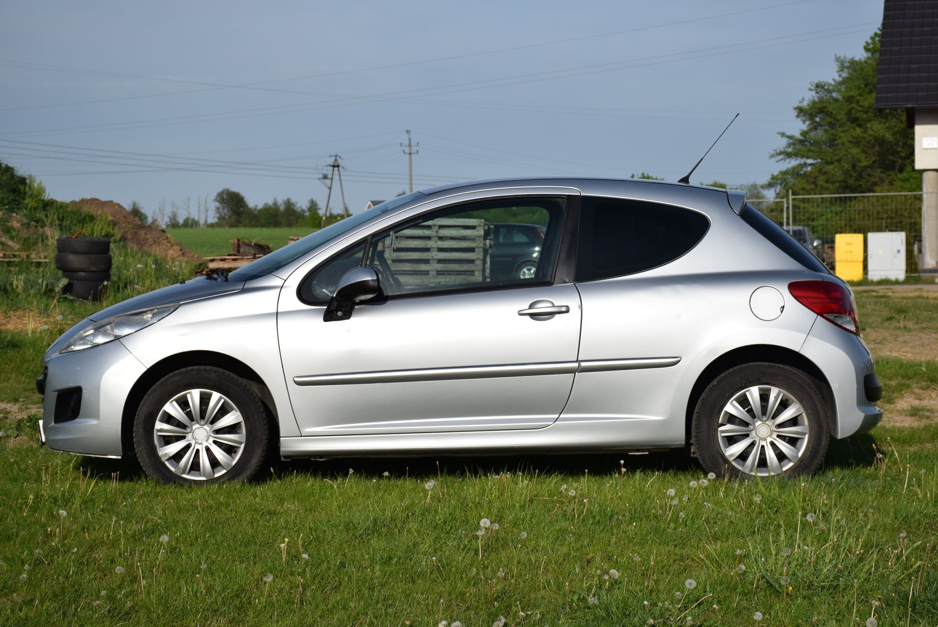 WYNAJEM samochodów wypożyczalnia aut RENT A CAR VANY osobowe SUVY