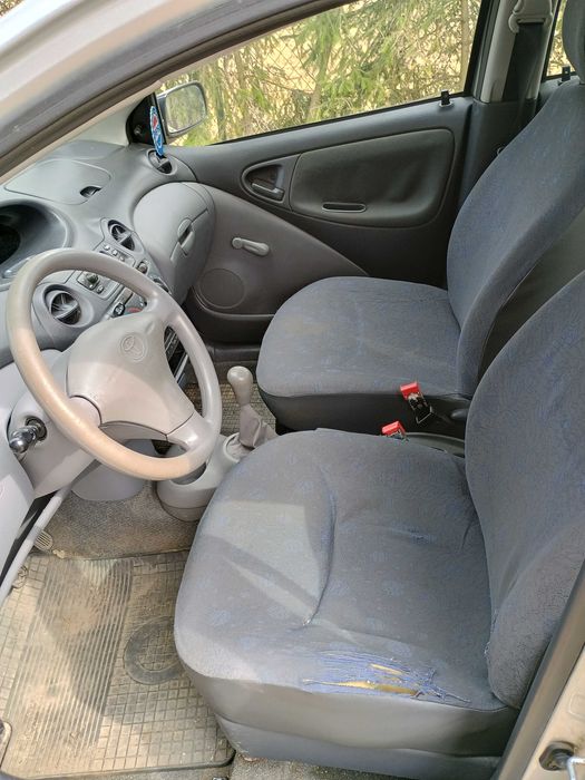 Toyota Yaris 1.0 1.3 Wspomaganie Klimatyzacja