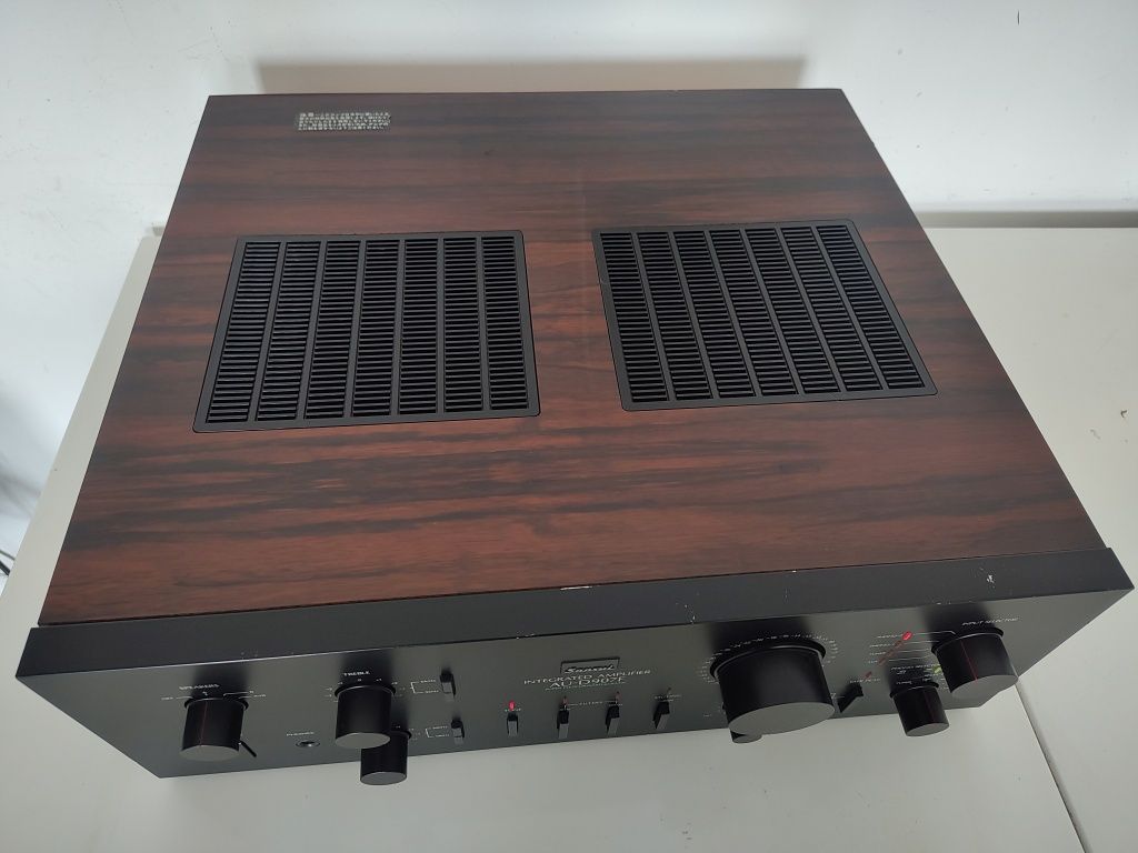 Sansui AU-D907F wzmacniacz stereo