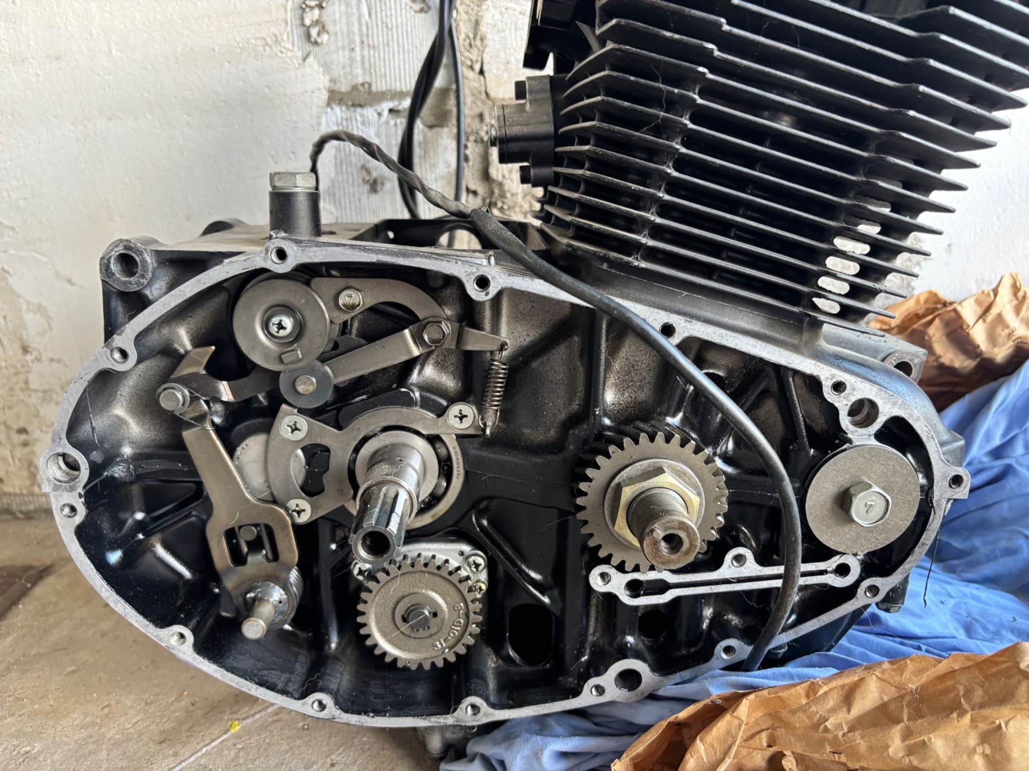 Uszkodzony Silnik Suzuki Gs500f