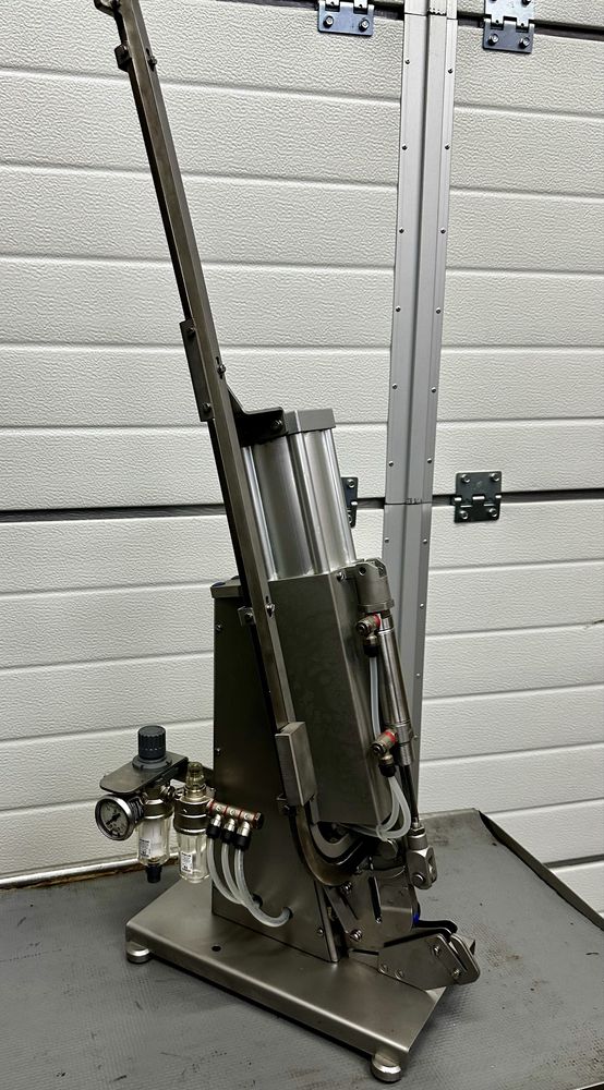 Кліпсатор однокліпний КН-4С