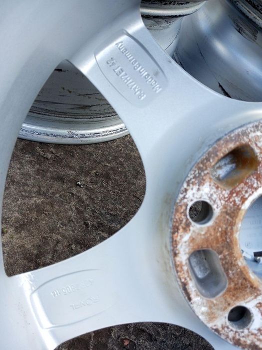 Продам диски R17  5*120