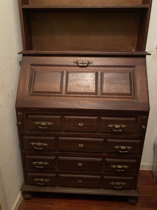 Escrivaninha de madeira maciça