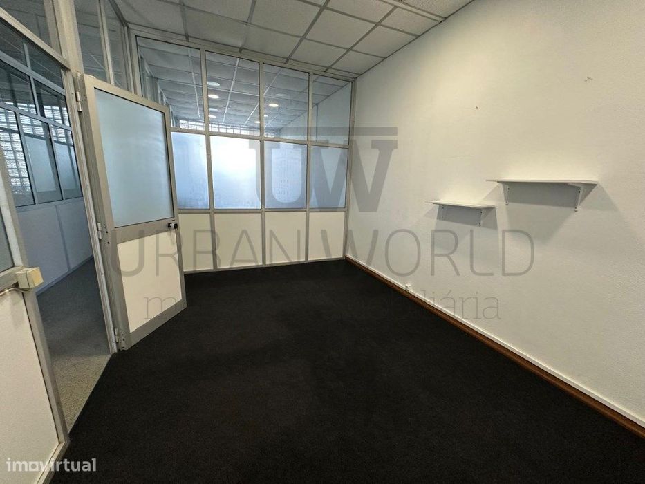 Escritórios P/ Arrendamento, Mafra, 110 - 130 m²