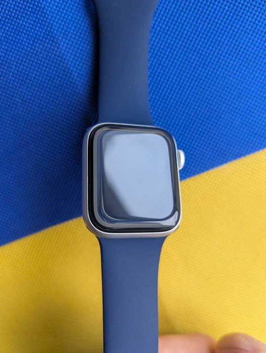 Дешево доступні Apple Watch SE 40 mm silver все працює